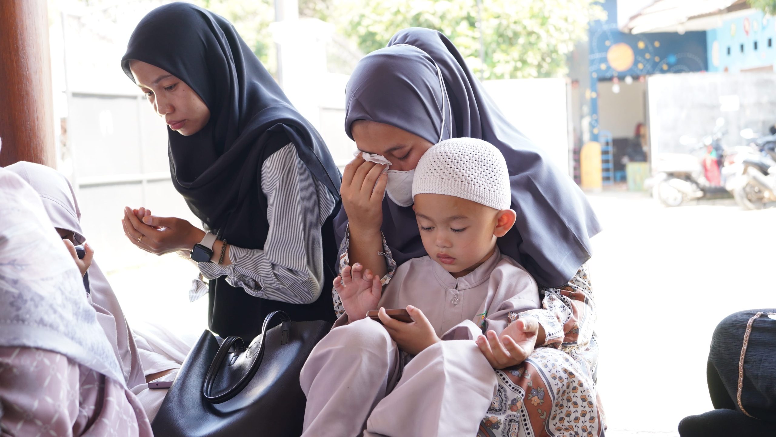 peringatan hari ibu saat penerimaan rapor santri