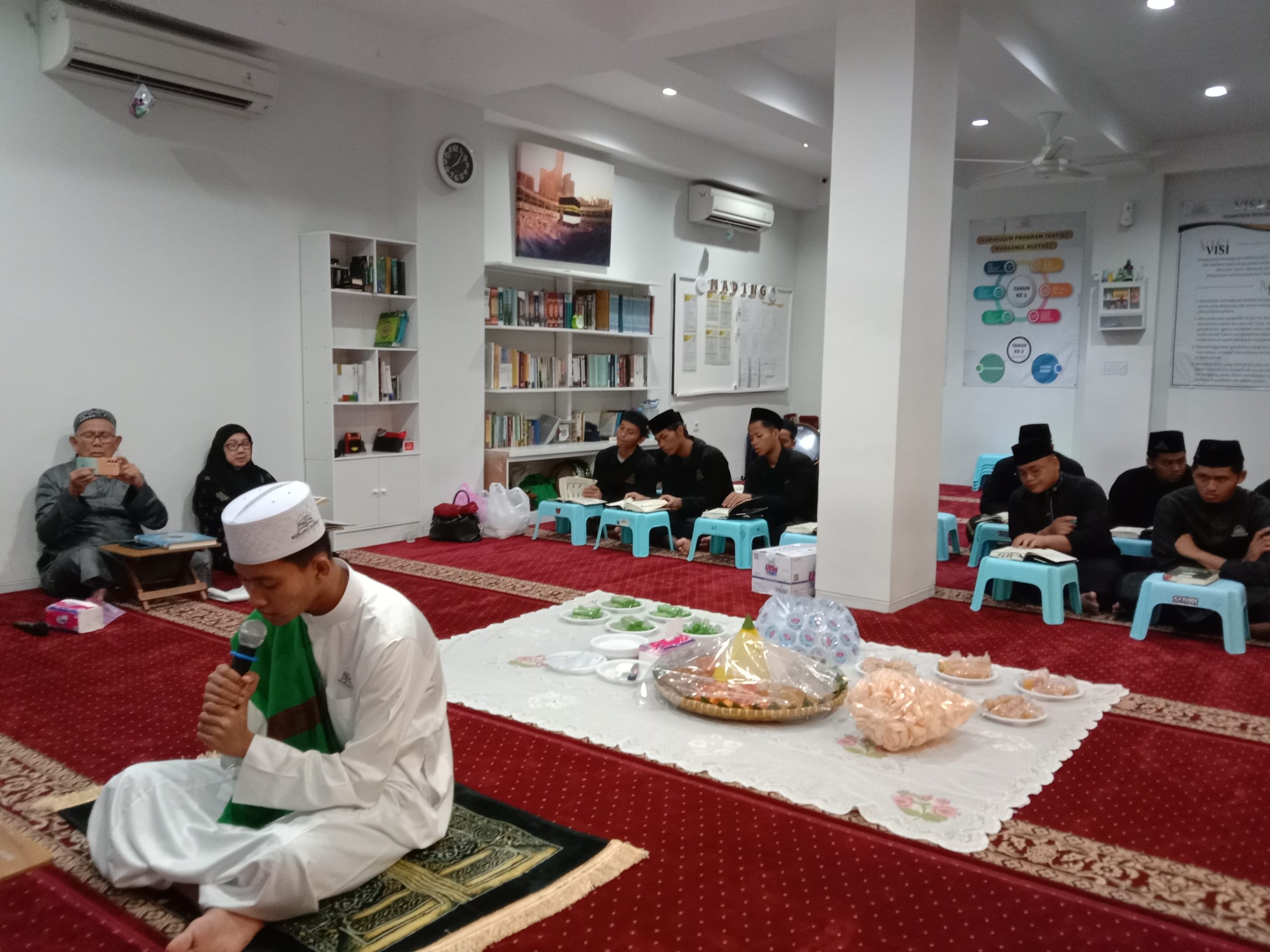 25 Hari Ikut Program Menghafal, Santri Ichwan MRBJ Selesaikan Setoran Terakhir