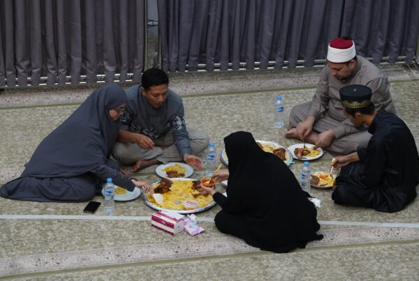 puasa sebagai amalan sunnah yang dianjurkan dibulan Dzulhijjah