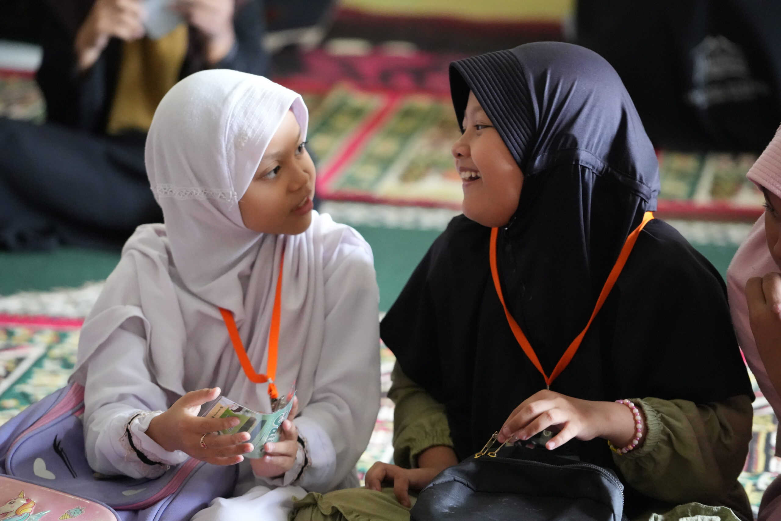 cara agar komunikasi efektif adalah dengan perhatikan adab