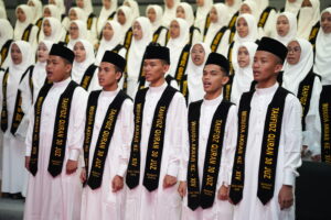 wisudawan wisudawati pada wisuda akbar ke-XIV