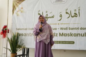 sambutan dalam acara penyambutan santri baru