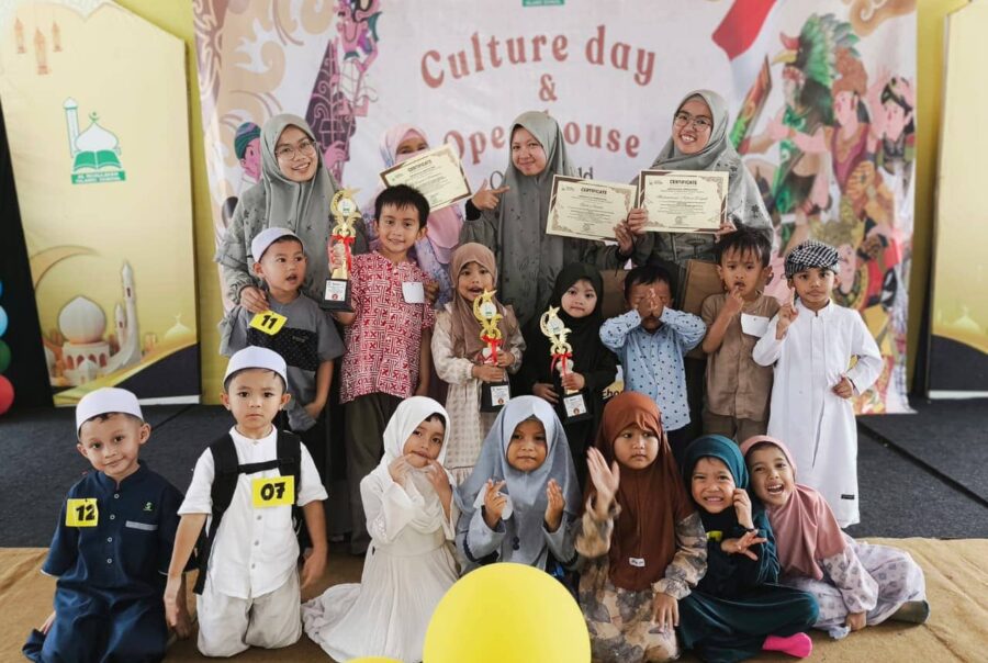 kemenangan perlombaan paudqu maffaz