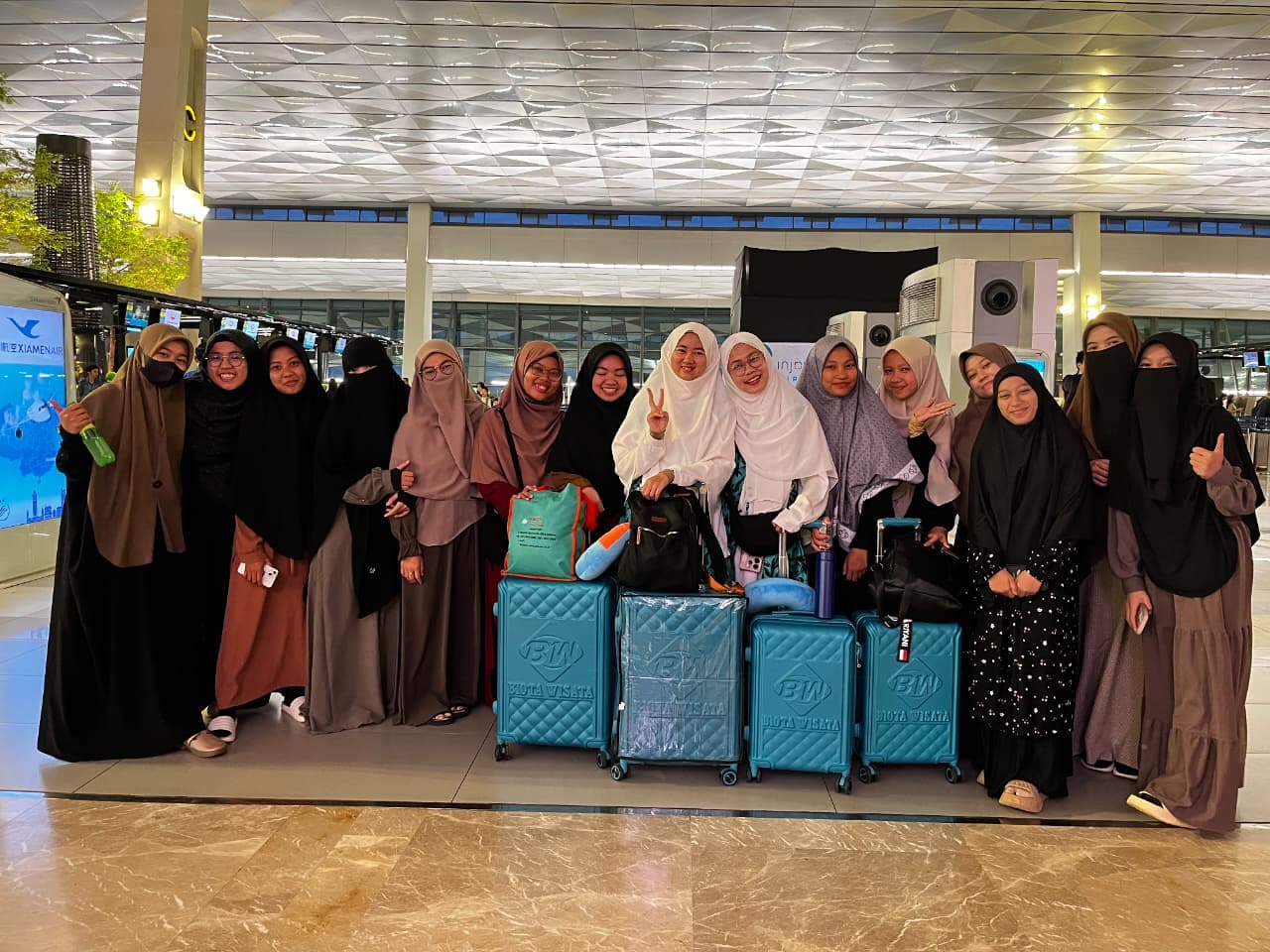 pengurus berangkat umrah