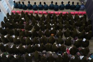 perjuangan lembaga 10 dekade